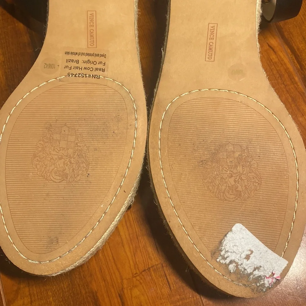 Pre-Owned VINCE CAMUTO KATHALIA PLATFORM ESPADRILLE LEOPARD PRINT SHOES